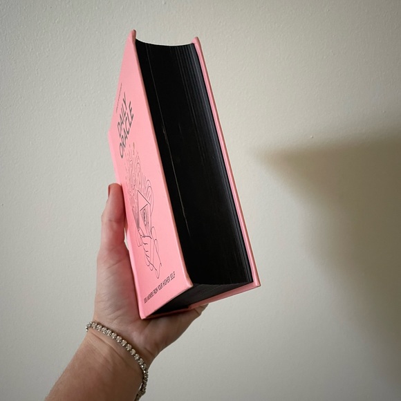 Daily Oracle Hardback Book - Picture 2 of 4